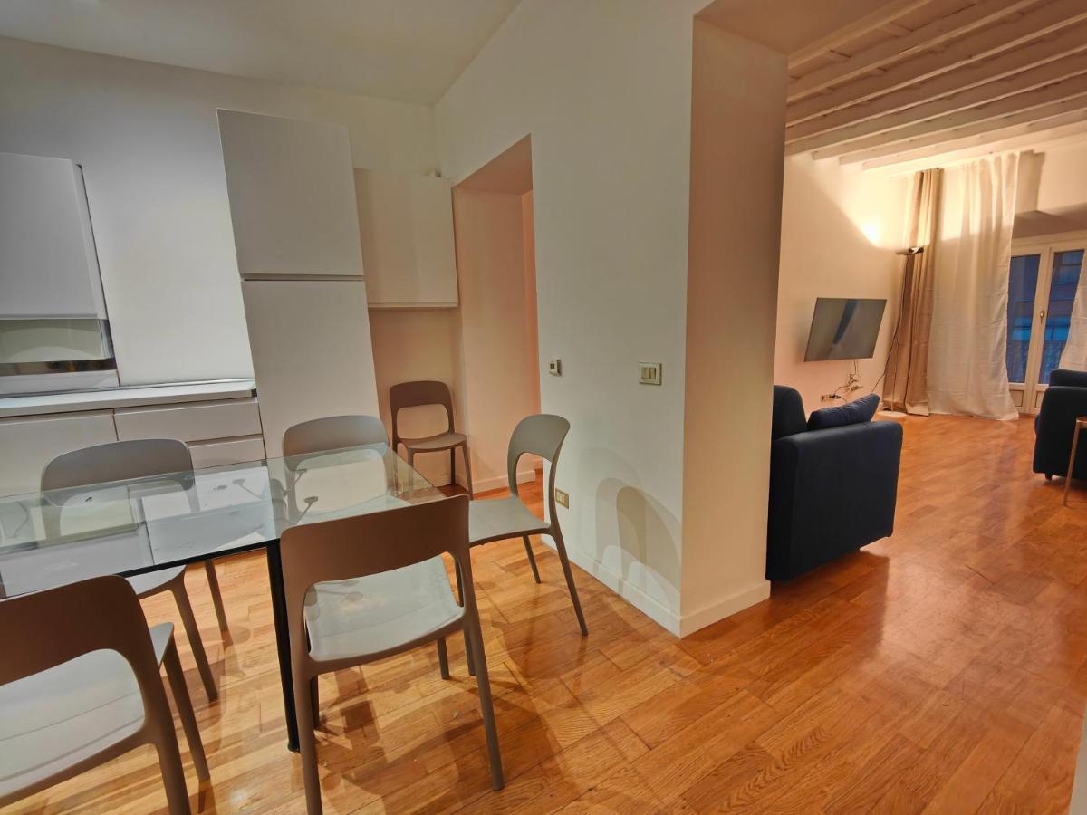 Crocetta - Design Apartment With Terrace Milano Exteriör bild